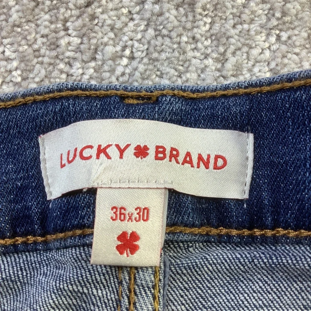 Lucky Brand 223 Straight Leg Mens Jeans Medium Wash Denim 36 x 30 NWT